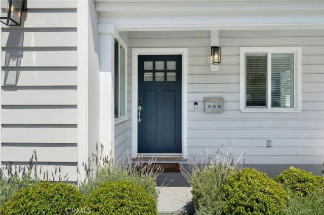 1430 Bonnie Brae Street, Hermosa Beach, CA 90254