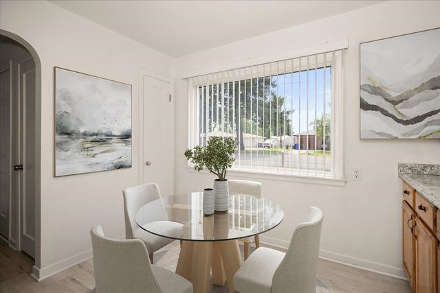 8209 E Knox Ave, Spokane Valley, WA 99212