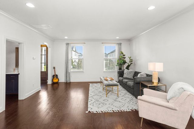 145 Ashcrest Pt, Hendersonville, TN 37075