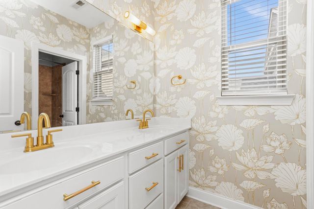 145 Ashcrest Pt, Hendersonville, TN 37075