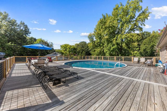 27 N Springhill Ln Lane, Greenbrier, AR 72058