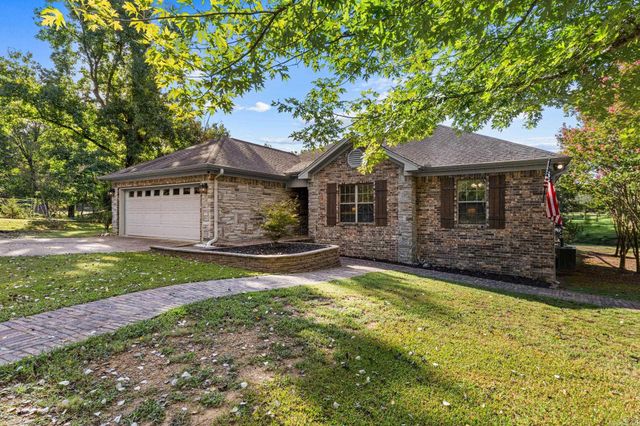 27 N Springhill Ln Lane, Greenbrier, AR 72058