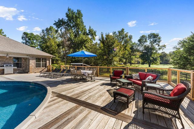 27 N Springhill Ln Lane, Greenbrier, AR 72058