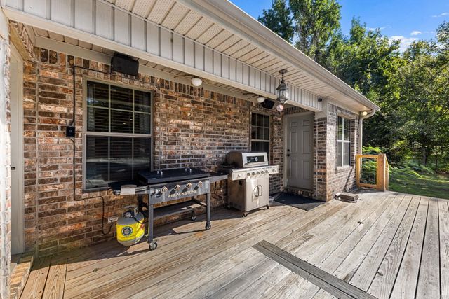 27 N Springhill Ln Lane, Greenbrier, AR 72058