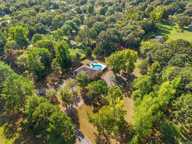 27 N Springhill Ln Lane, Greenbrier, AR 72058