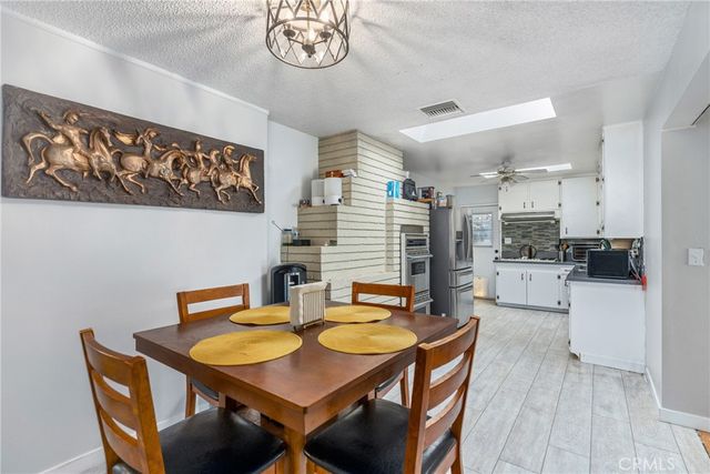 1333 Singingwood, Pomona, CA 91767