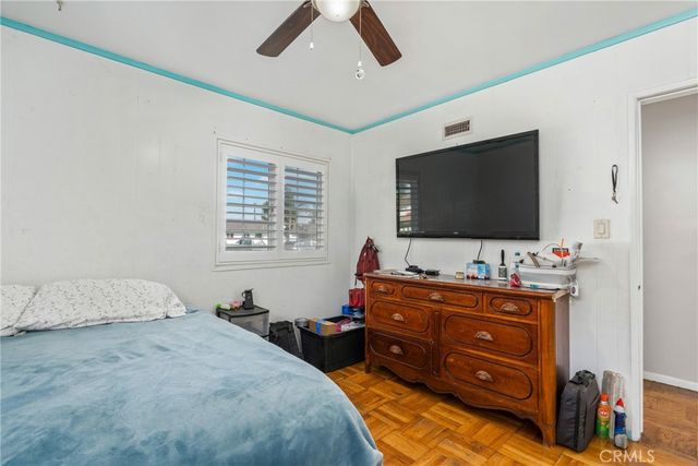 1333 Singingwood, Pomona, CA 91767