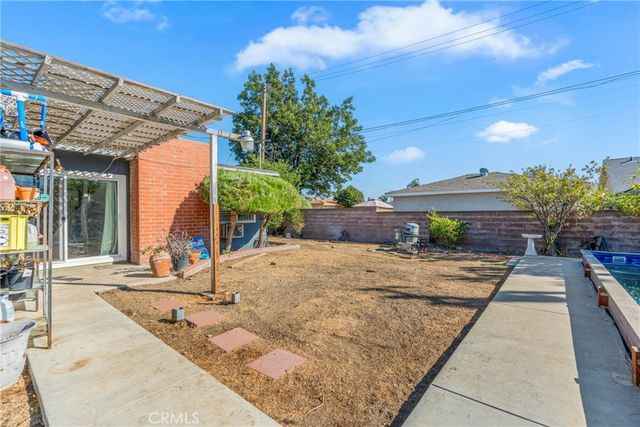 1333 Singingwood, Pomona, CA 91767