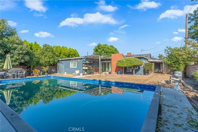 1333 Singingwood, Pomona, CA 91767