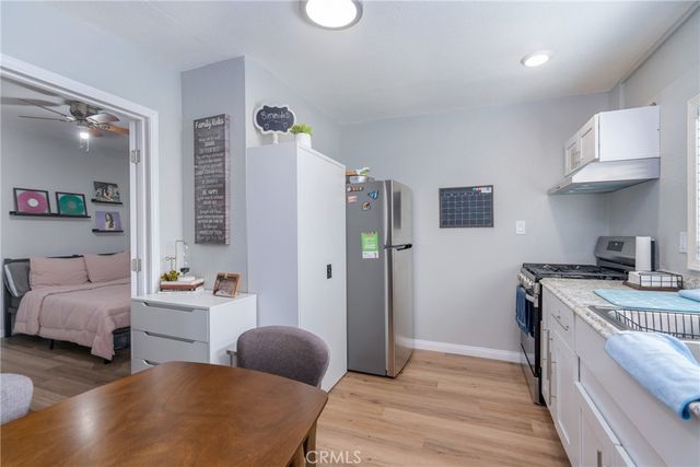 1333 Singingwood, Pomona, CA 91767