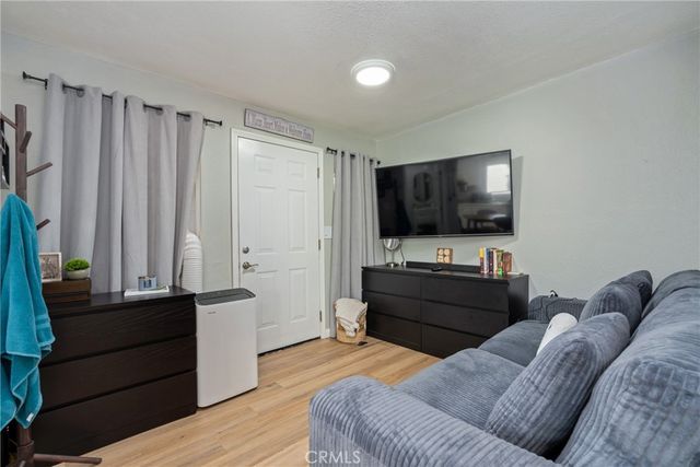 1333 Singingwood, Pomona, CA 91767