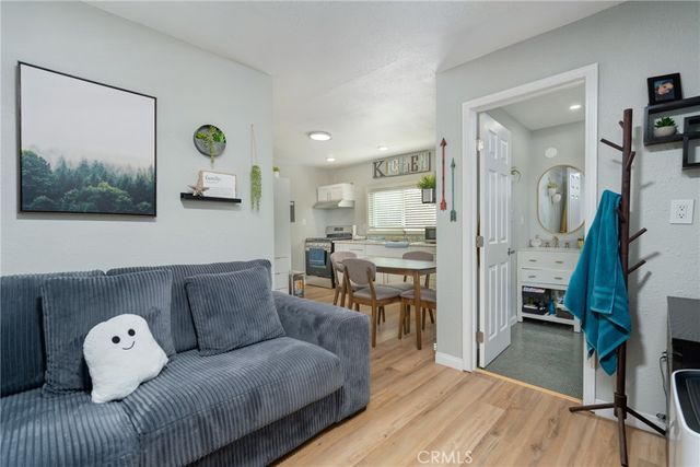 1333 Singingwood, Pomona, CA 91767