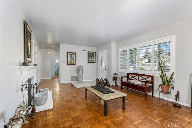 1333 Singingwood, Pomona, CA 91767