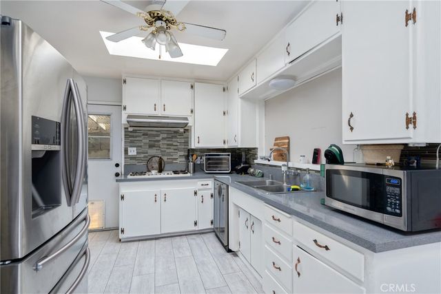 1333 Singingwood, Pomona, CA 91767