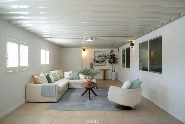 9243 Cayuga, Sun Valley, CA 91352