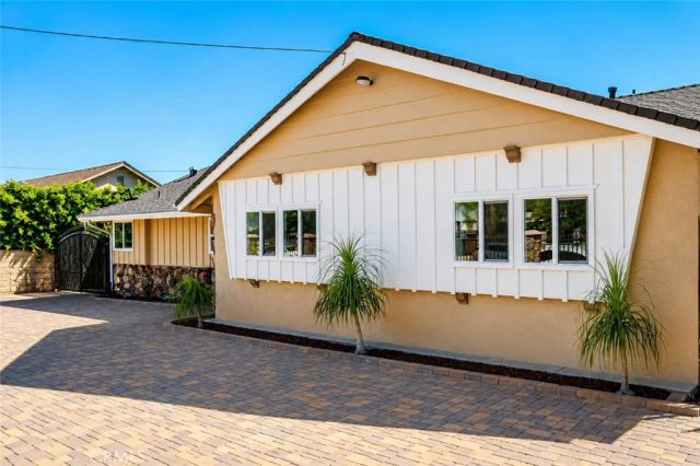 9243 Cayuga, Sun Valley, CA 91352