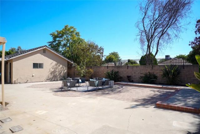 9243 Cayuga, Sun Valley, CA 91352