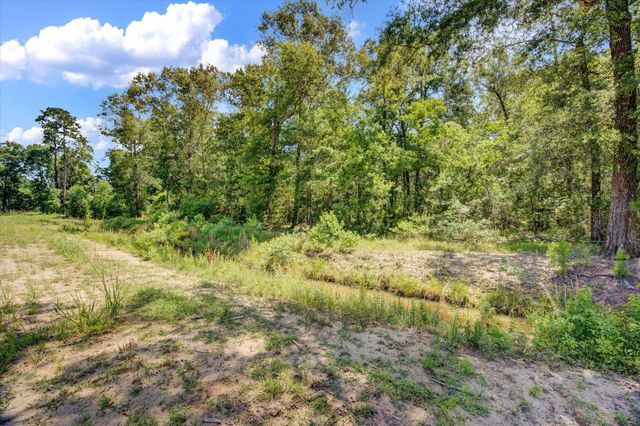 1414 County Road 632, Dayton, TX 77535