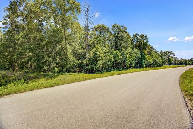 1414 County Road 632, Dayton, TX 77535