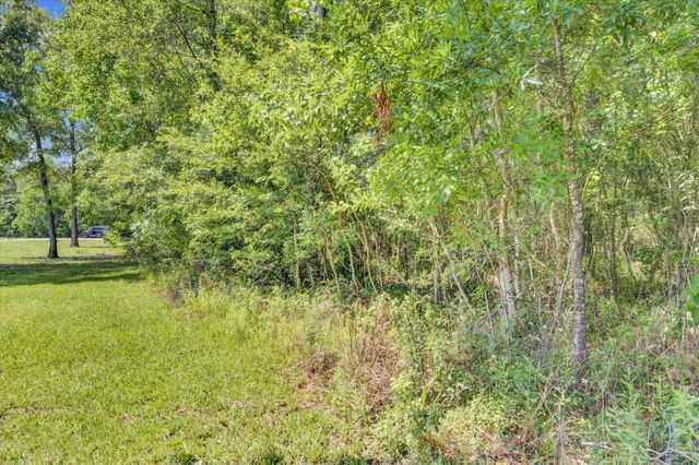 1414 County Road 632, Dayton, TX 77535