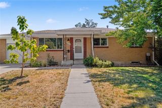 1092 S Iris Street, Lakewood, CO 80226