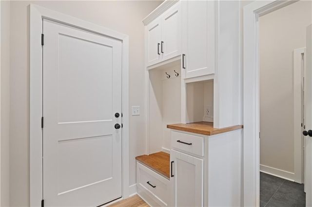 24819 W 112th Street, Olathe, KS 66061