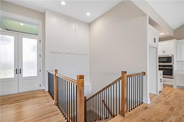 24819 W 112th Street, Olathe, KS 66061