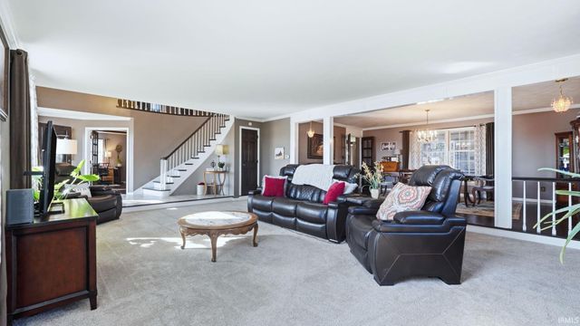 3083 County Rd 36, Auburn, IN 46706