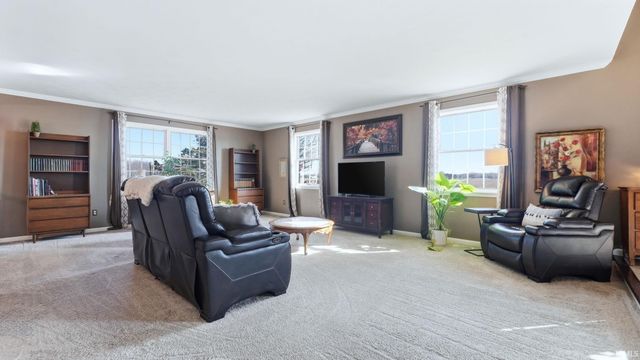 3083 County Rd 36, Auburn, IN 46706