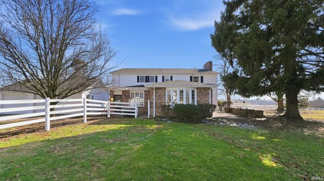 3083 County Rd 36, Auburn, IN 46706