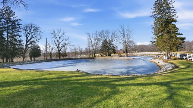 3083 County Rd 36, Auburn, IN 46706
