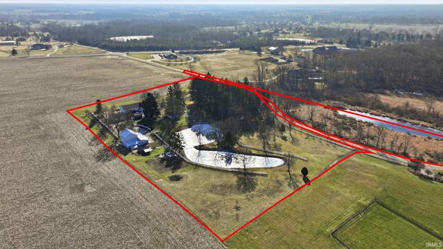 3083 County Rd 36, Auburn, IN 46706