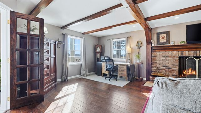 3083 County Rd 36, Auburn, IN 46706