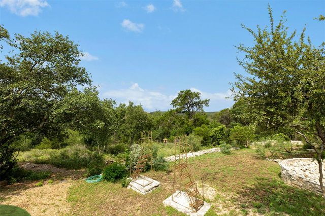 1357 The High Road RD 1/2, Austin, TX 78746