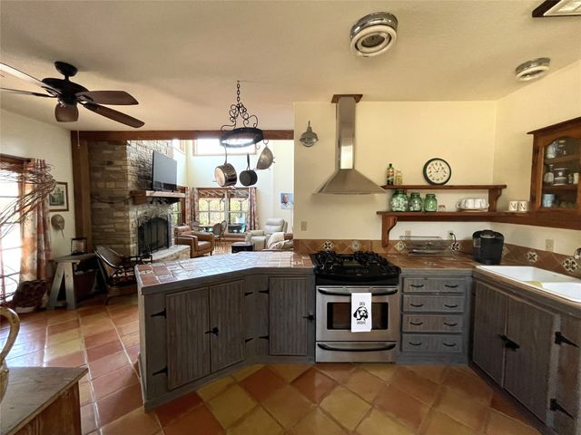 232 Private Road 1500a, Morgan, TX 76671