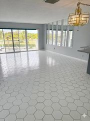 2600 N Flagler Drive 301, West Palm Beach, FL 33407