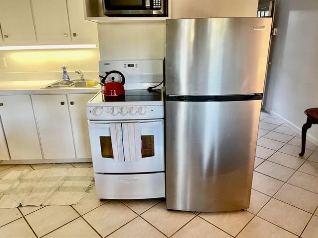 11863 Wimbledon Circle 447, Wellington, FL 33414