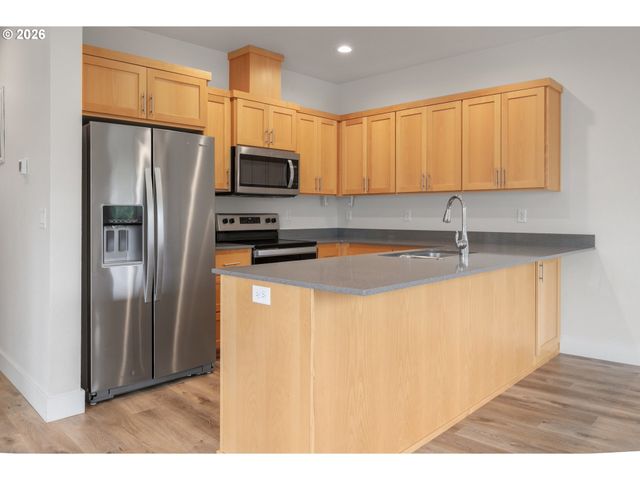 2519 JUSTINE Ln, Eugene, OR 97404