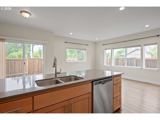 2519 JUSTINE Ln, Eugene, OR 97404