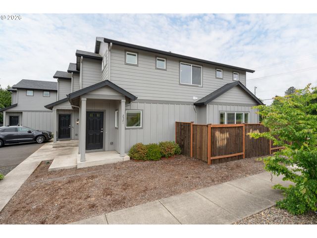 2519 JUSTINE Ln, Eugene, OR 97404