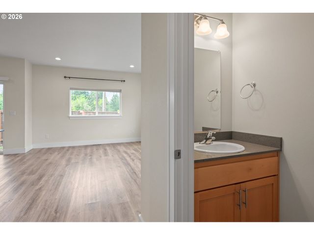 2519 JUSTINE Ln, Eugene, OR 97404