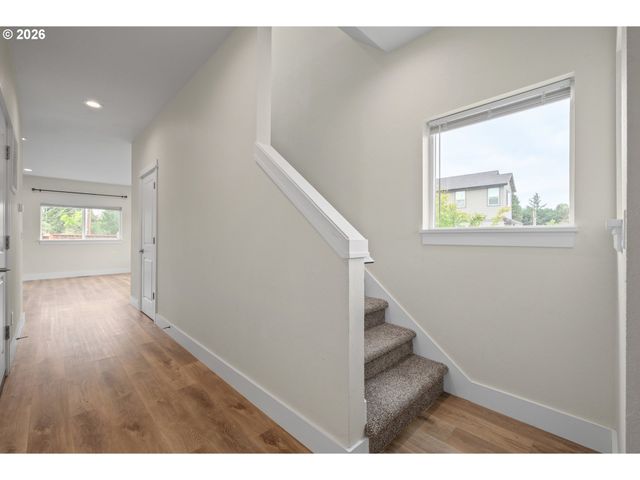 2519 JUSTINE Ln, Eugene, OR 97404