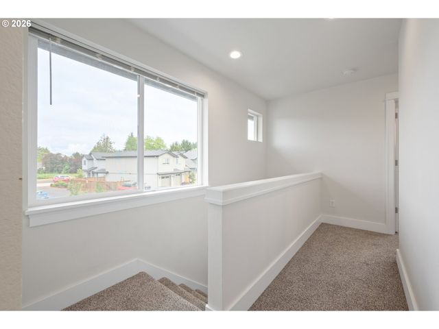 2519 JUSTINE Ln, Eugene, OR 97404