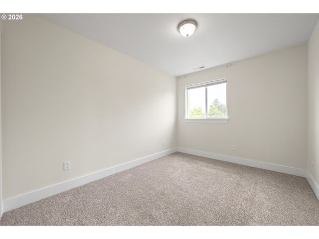2519 JUSTINE Ln, Eugene, OR 97404