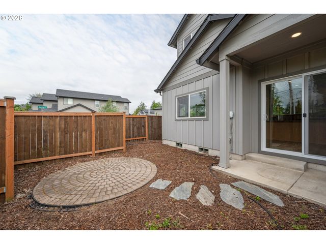 2519 JUSTINE Ln, Eugene, OR 97404