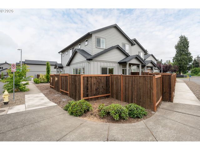 2519 JUSTINE Ln, Eugene, OR 97404