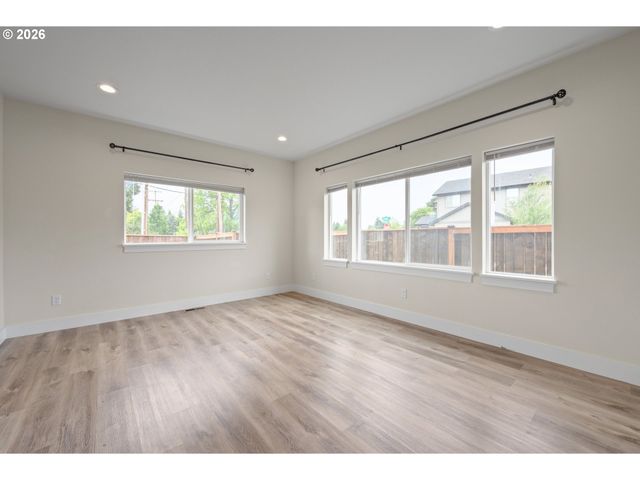 2519 JUSTINE Ln, Eugene, OR 97404