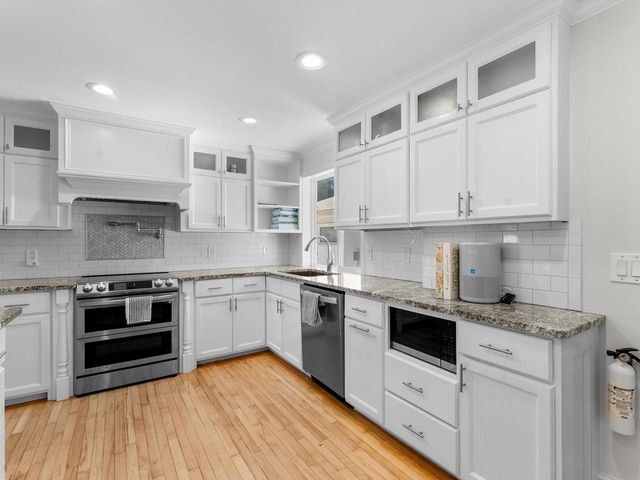 605 East Riverside DRIVE, Kohler, WI 53044