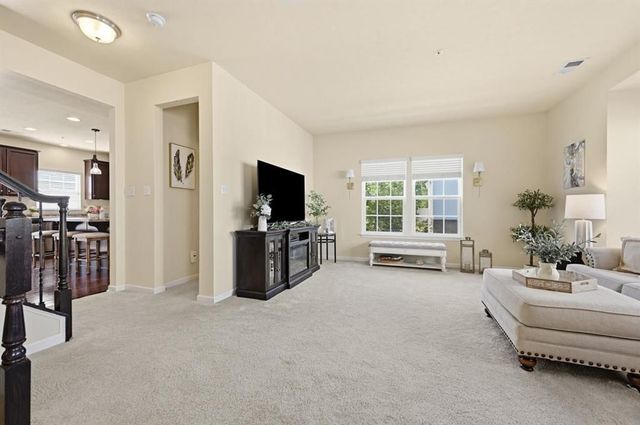 601 Pointe View DRIVE, Adams Twp, PA 16046