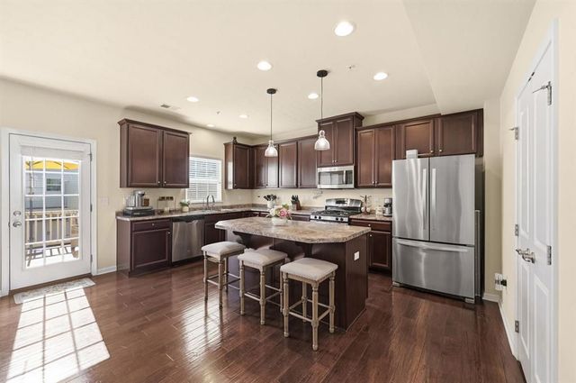 601 Pointe View DRIVE, Adams Twp, PA 16046